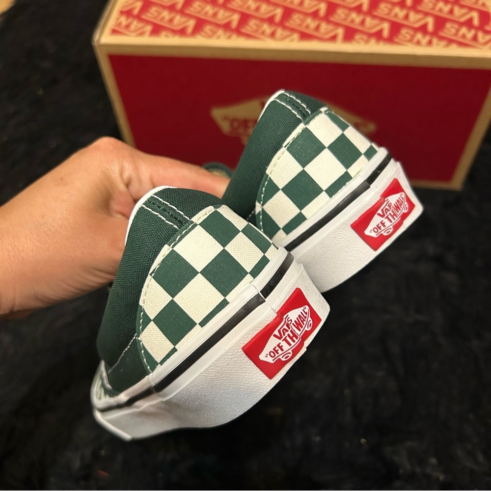 VANS off the wall checkerboard green slip on shoes sneakers women’s 7 new - Picture 4 of 7